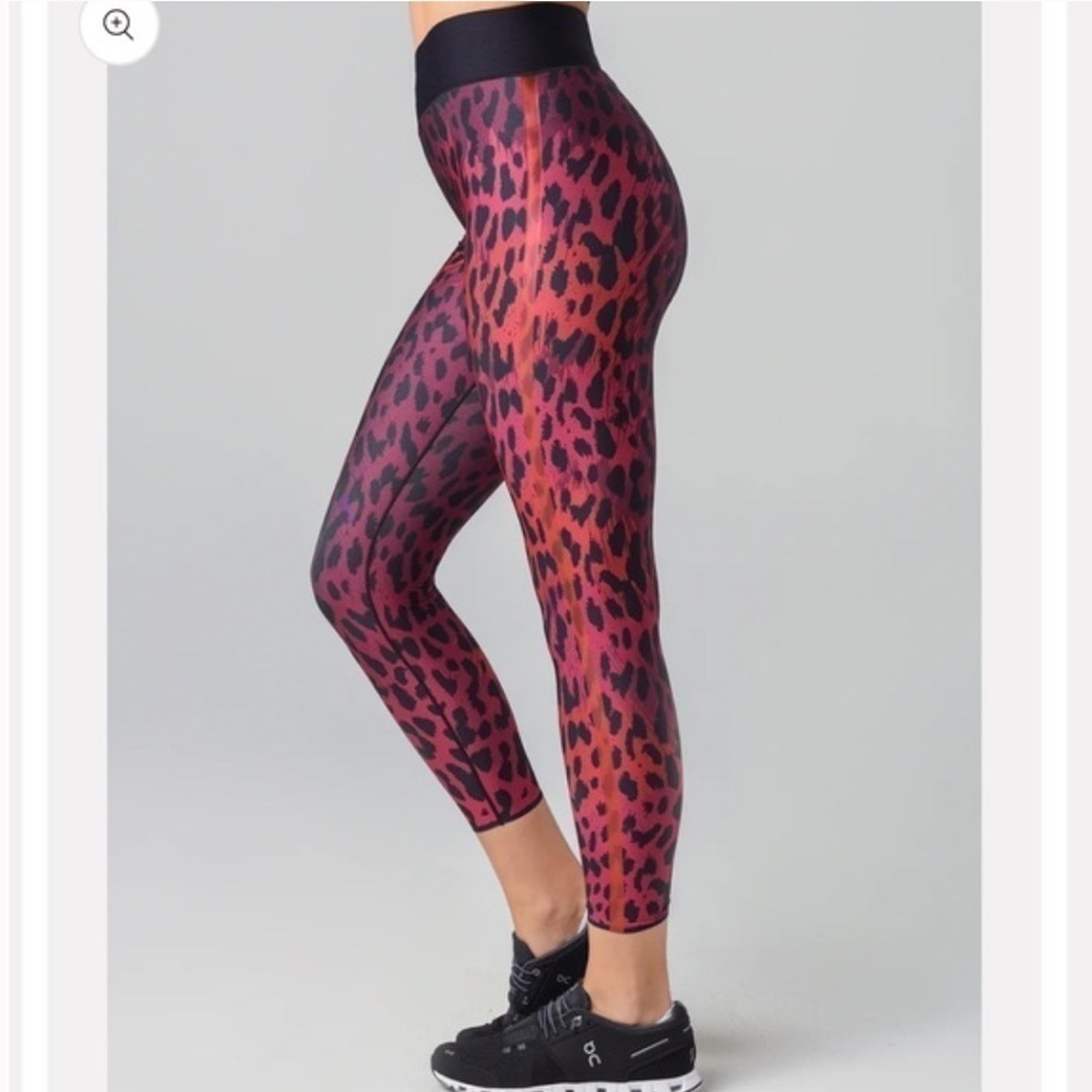Ultracor Cheetah Leggings!